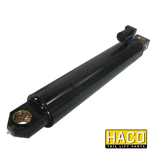 Lift Ram Cylinder HACO for MBB 1350167, featuring a black cylindrical design with integrated camera component, tailored for commercial tail lift systems.