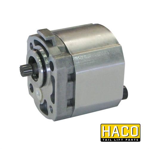 Pump 0.8cc star HACO motor with metal hub, suitable for Zepro 32224, featuring star connection and 0.8 cm³ displacement, shown in close-up.