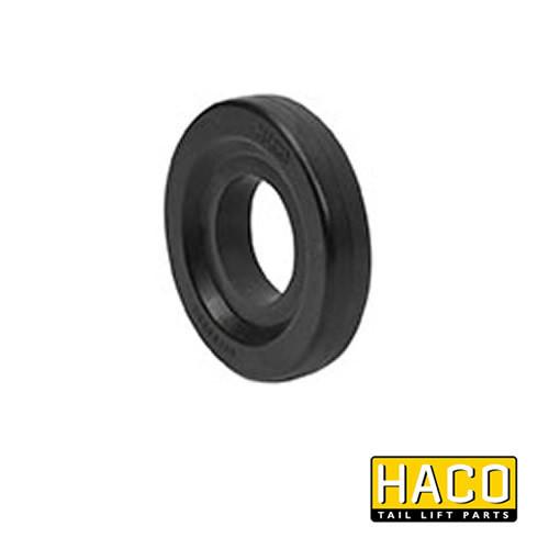 Roller HACO for Bar Cargolift Tail Lift, interchangeable with parts 101132696 & 01.132696, made of POM, visible as a black round object with a hole.